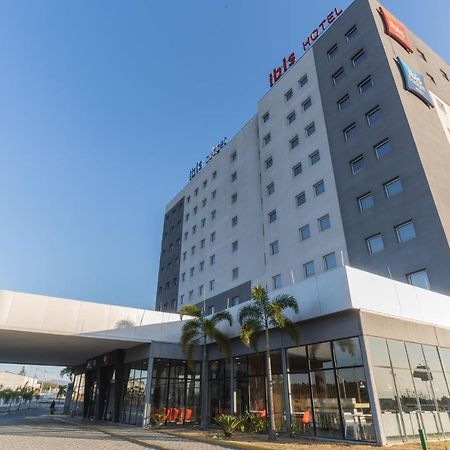 Ibis Lorena - Circuito da Fé Esterno foto