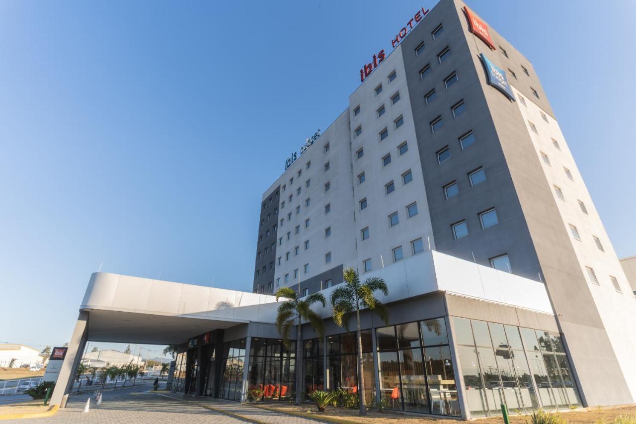 Ibis Lorena - Circuito da Fé Esterno foto